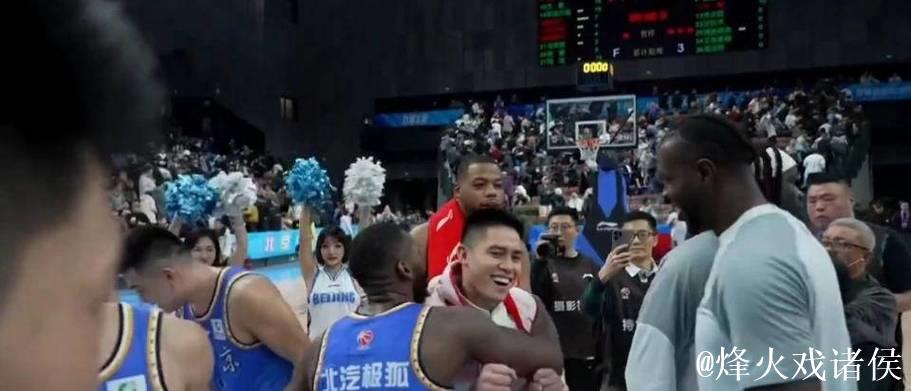 北京狂砍111分创新高引热议！两战百回合轰133.8分领跑联盟